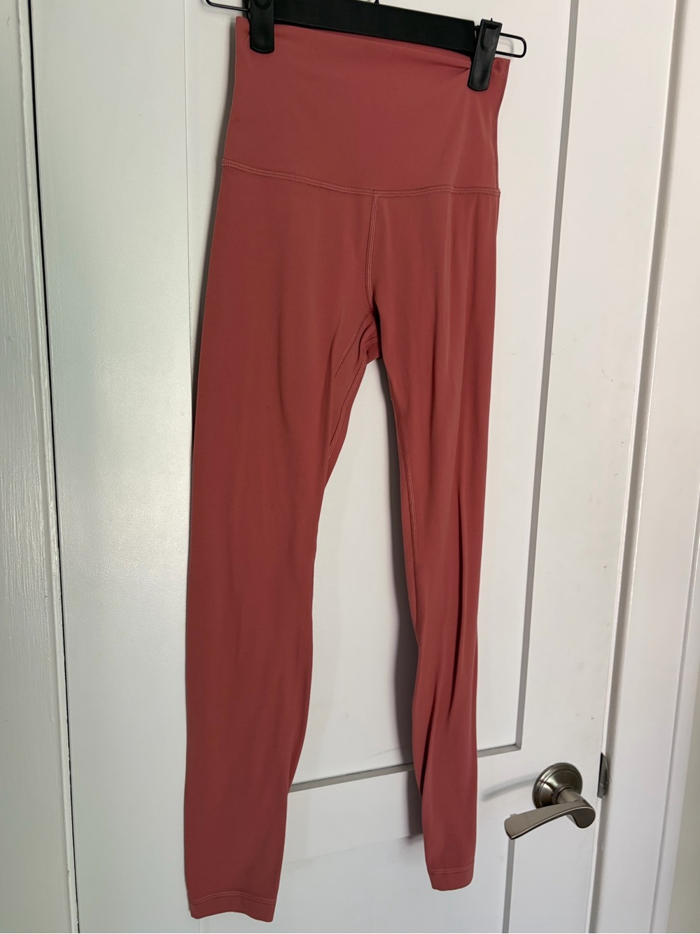 30. Size 2 LULULEMON Mauve Align Leggings